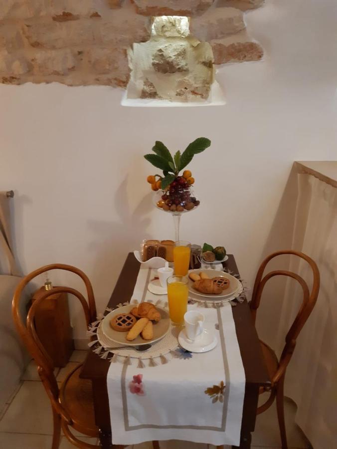 Donna Lucrezia Dimora A Corte B&B Conversano Dış mekan fotoğraf